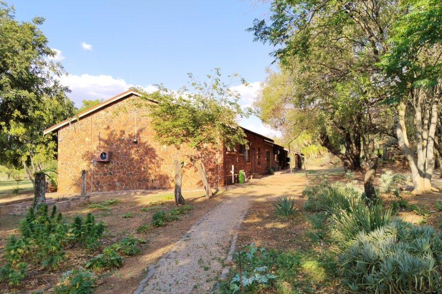 4 Bedroom Property for Sale in Broederstroom North West